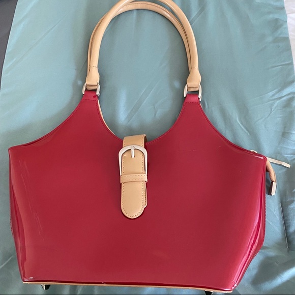 Handbags - Cute Red handbag